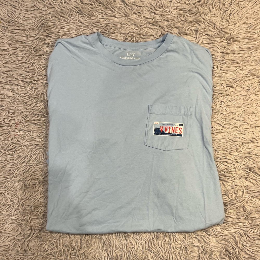 Vineyard vines shirt